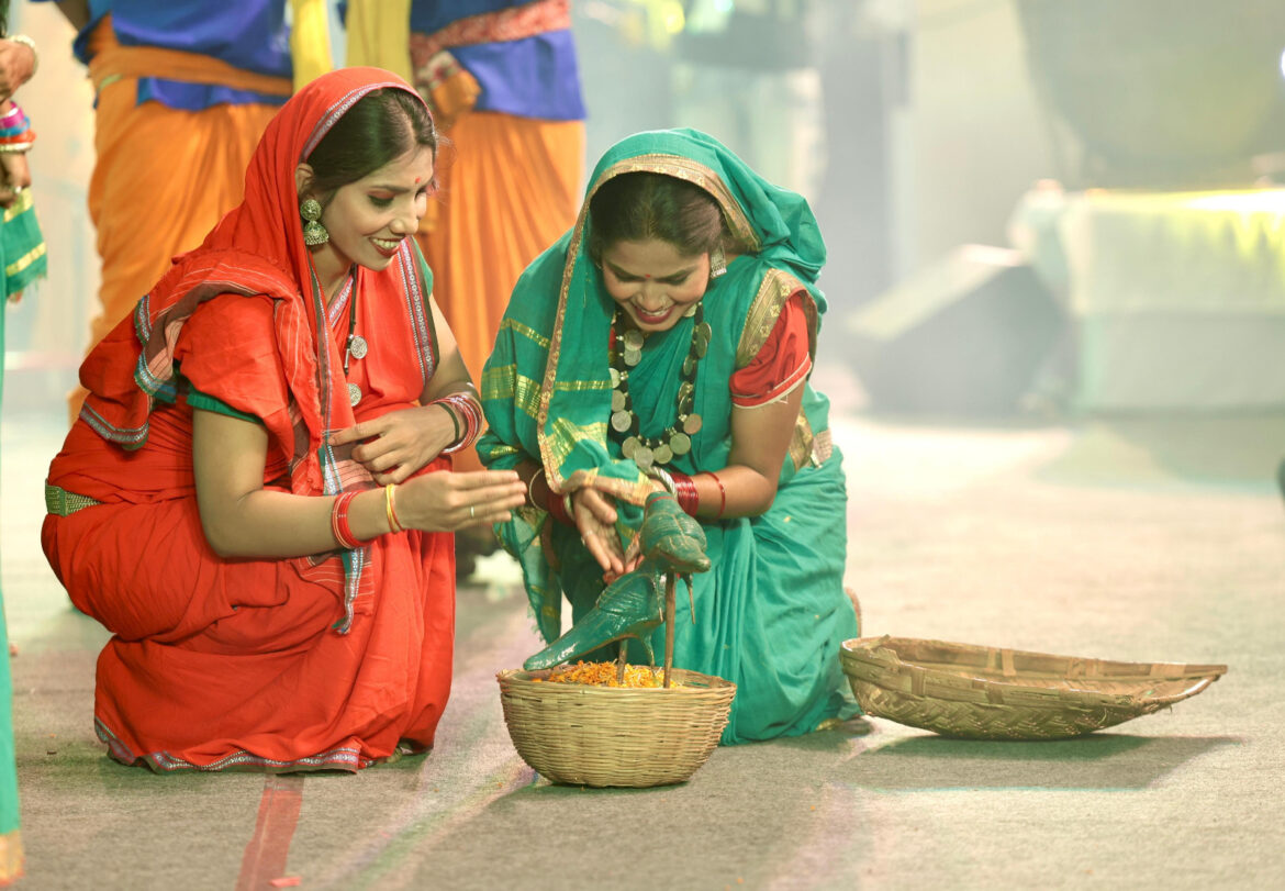छत्तीसगढ़ राज्योत्सव में सांस्कृतिक कार्यक्रमों की मनमोहक प्रस्तुतियां