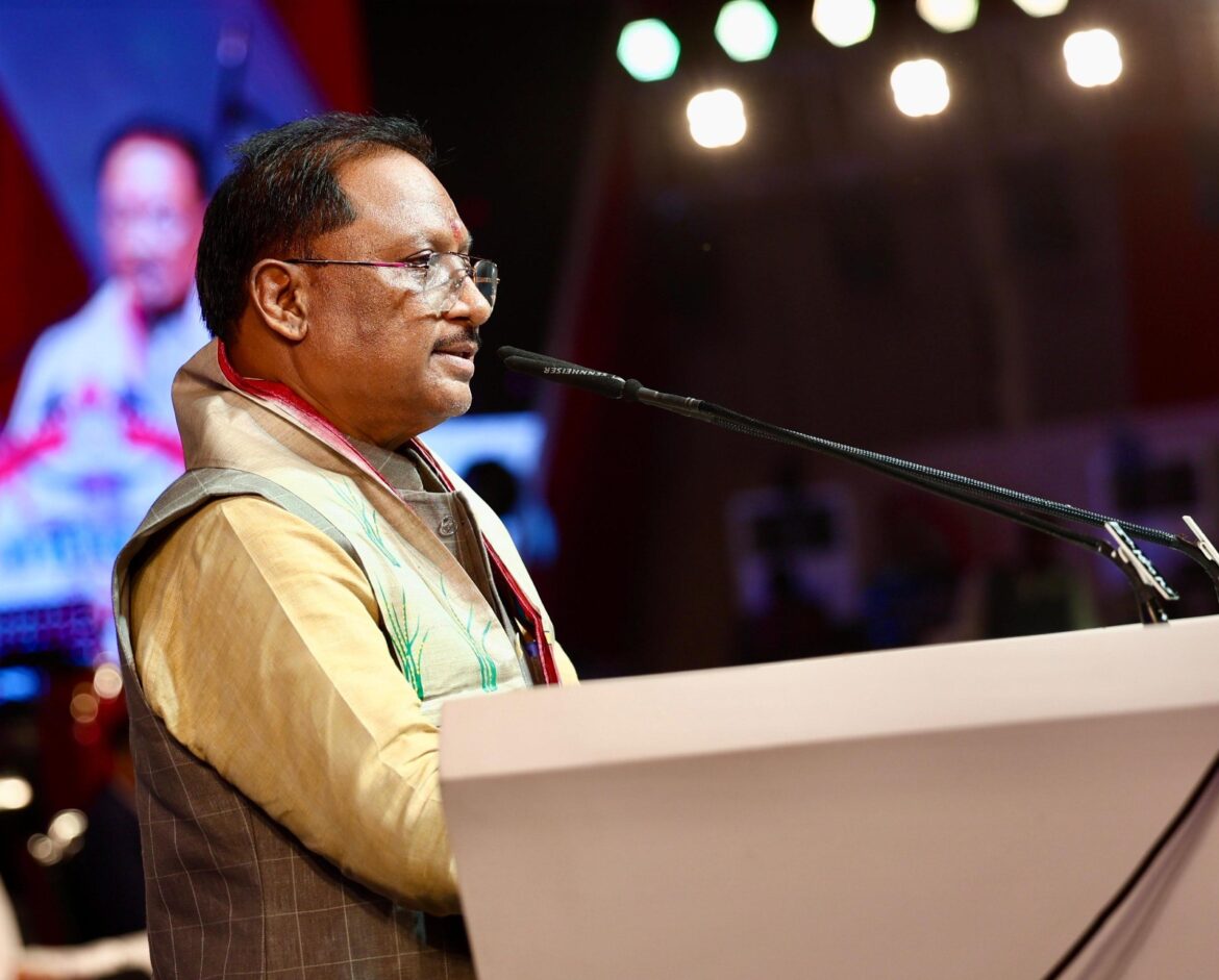 अपनी विरासत को सहेजते हुए छत्तीसगढ़ को अग्रणी राज्य बनाने का संकल्प लें: राज्यपाल श्री रमेन डेका