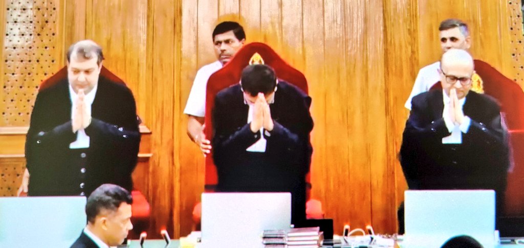 CJI चंद्रचूड़ 10 नवंबर 2024 को रिटायर हो जाएंगे, लेकिन उससे पहले 8 नवंबर को सुप्रीम कोर्ट में उनका आखिरी वर्किंग डे