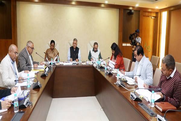 आयुष मंत्री श्री परमार की अध्यक्षता में शासकीय होम्योपैथिक चिकित्सा महाविद्यालय की सामान्य परिषद की बैठक संपन्न