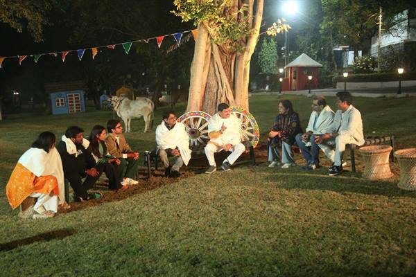 मुख्यमंत्री से मिले पंचायत वेब सीरीज के कलाकार