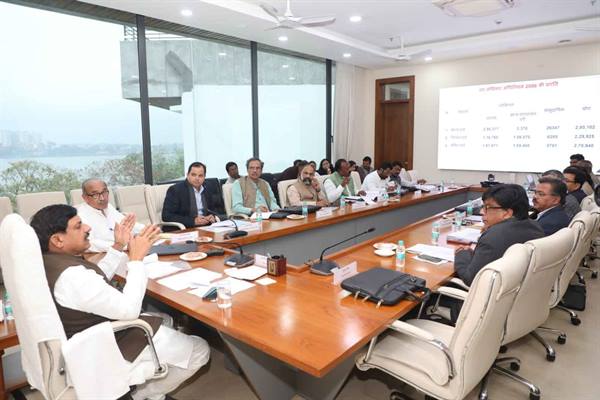 मुख्यमंत्री की अध्यक्षता में हुई वन अधिकार अधिनियम और पेसा कानून के प्रभावी क्रियान्वयन पर गठित टास्क फोर्स की बैठक