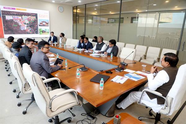 मुख्यमंत्री ने जीआईएस-2025 की तैयारियों के संबंध में ली बैठक