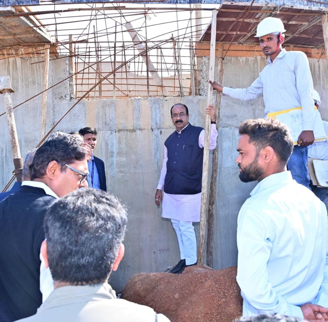 जल जीवन मिशन के कार्यों में तेजी लाने नए साल के पहले ही दिन उप मुख्यमंत्री श्री अरुण साव उतरे फील्ड पर