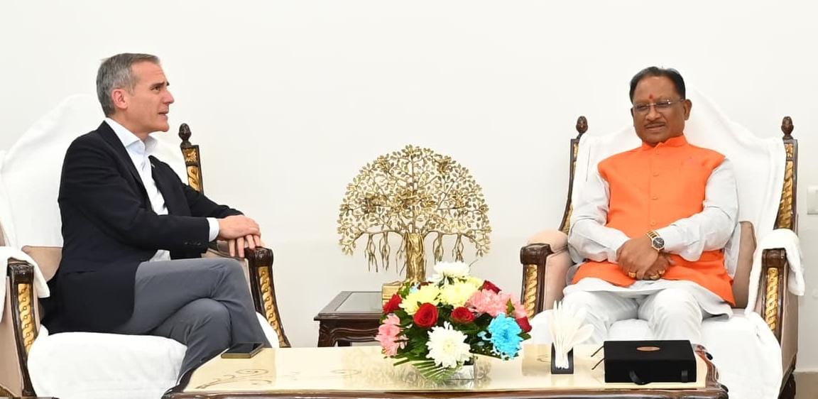 मुख्यमंत्री श्री विष्णु देव साय से मिले अमेरिकी राजदूत श्री एरिक गार्सेटी