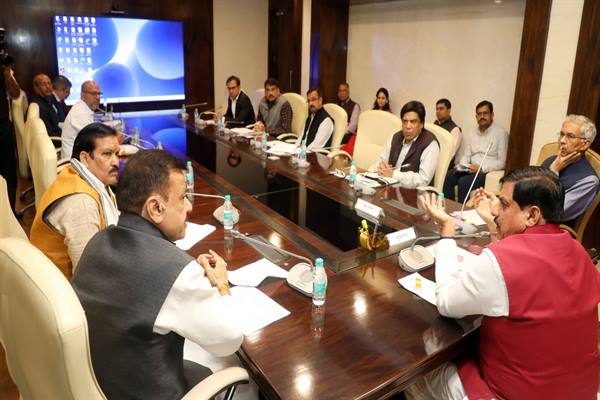 मुख्यमंत्री डॉ. यादव ने विभागीय कार्ययोजना की समीक्षा बैठक में दिये निर्देश