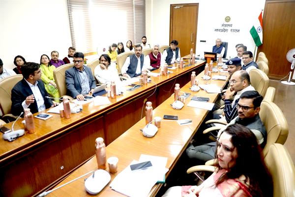 मुख्य सचिव श्री जैन ने परीक्षाओं में अवरोध न उत्पन्न होने देने के दिये निर्देश