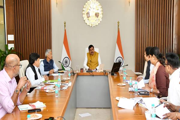 मुख्यमंत्री डॉ. यादव ने की पर्यावरण विभाग की समीक्षा