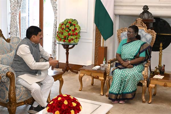 केंद्रीय गृह एवं सहकारिता मंत्री श्री अमित शाह से मुख्यमंत्री डॉ. यादव की मुलाकात