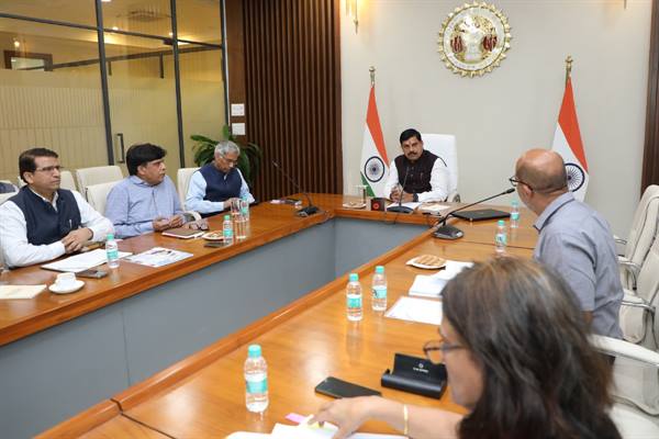 मुख्यमंत्री ने केन्द्रीय बजट में उद्घोषित नवीन योजनाओं तथा प्रचलित कार्यक्रमों में की गई वृद्धि के संदर्भ में अधिकारियों को दिए निर्देश