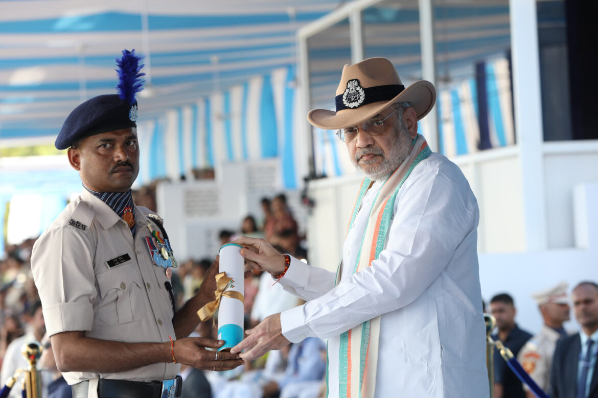 केन्द्रीय मंत्री श्री शाह और मुख्यमंत्री डॉ. यादव नीमच में सीआरपीएफ के स्थापना दिवस कार्यक्रम में हुए शामिल