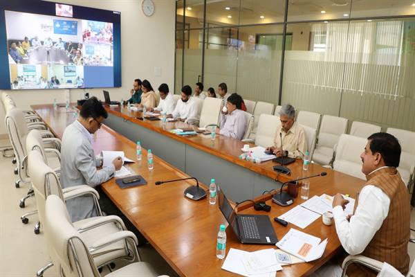 मुख्यमंत्री ने आईटी क्षेत्र में कार्यरत उद्योगपतियों से किया वर्चुअली संवाद