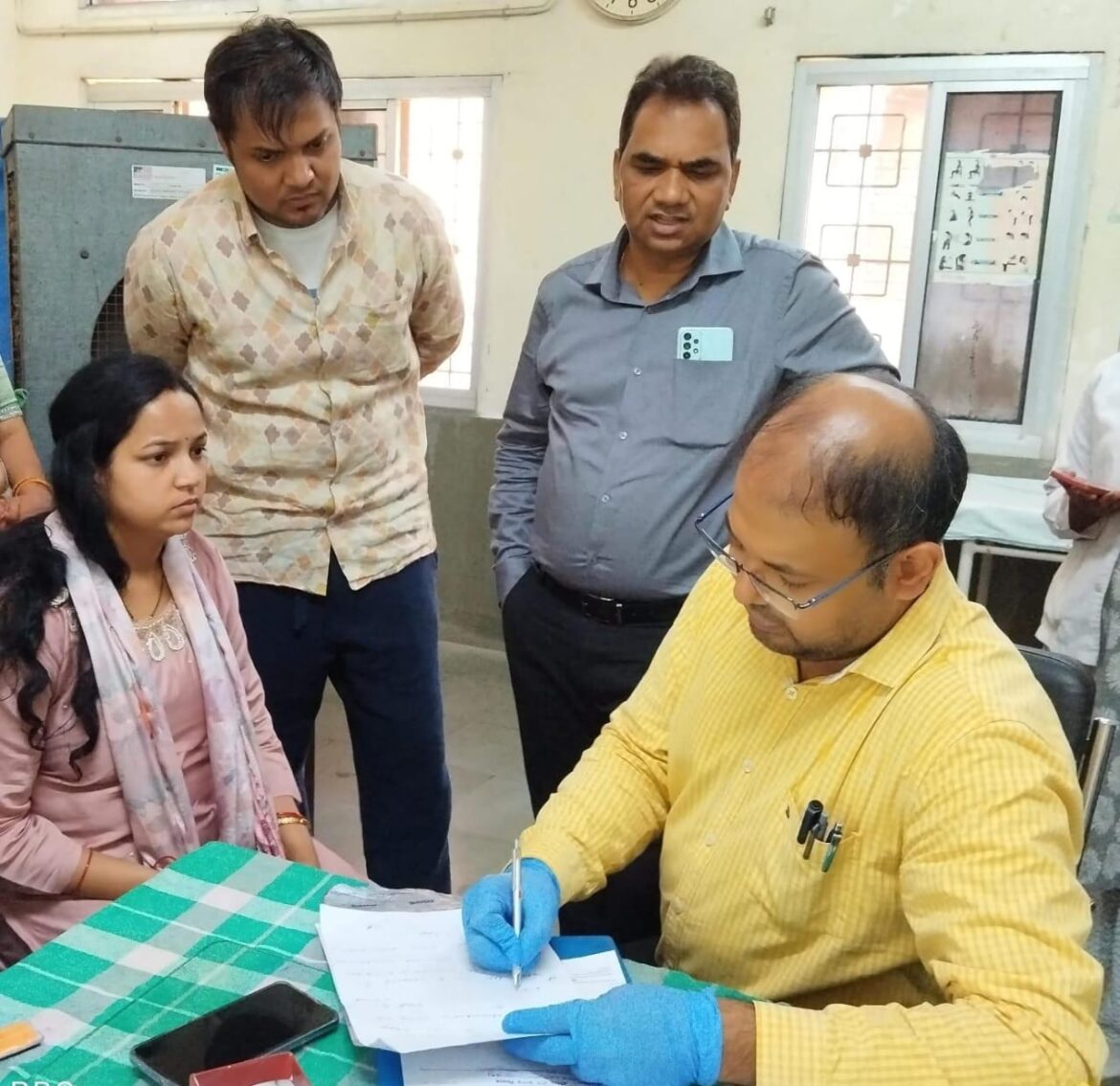 आतंकी हमले में घायल पूजा अग्रवाल की स्वास्थ्य मंत्री श्री श्याम बिहारी जायसवाल के निर्देश पर अम्बेडकर अस्पताल में जांच, उपचार और काउंसलिंग की गई