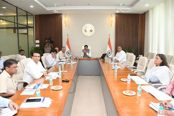 मुख्यमंत्री ने प्रस्तावित मेट्रोपॉलिटन एरिया गठन से संबंधित बैठक ली