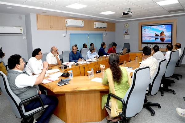 विश्व पर्यावरण दिवस 5 जून की तैयारियों के संबंध में की समीक्षा