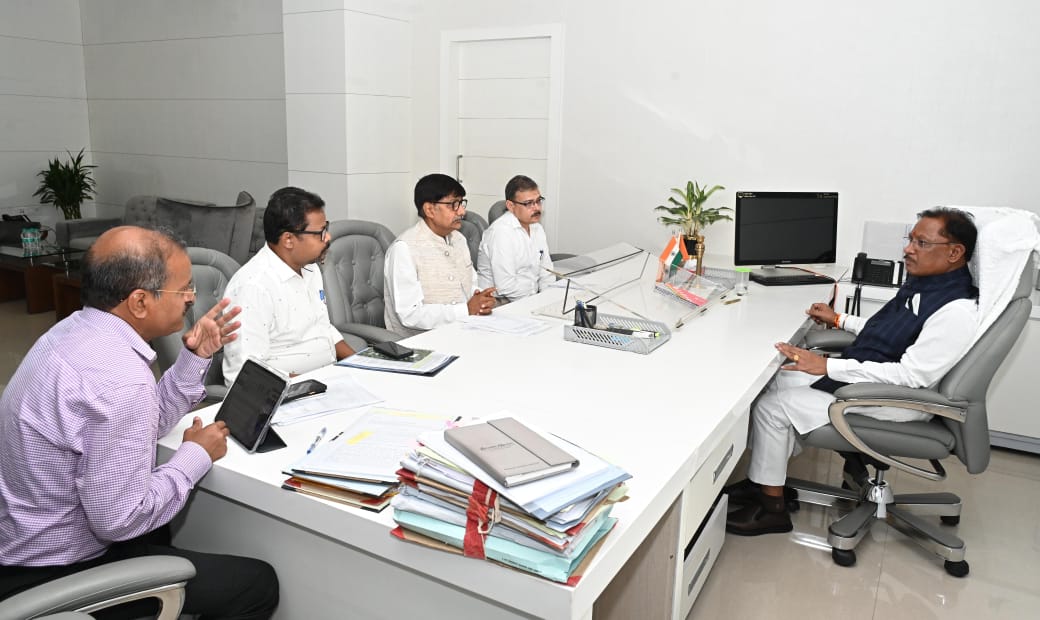 मुख्यमंत्री श्री विष्णुदेव साय ने कर्रेगुट्टा पहाड़ी पर जारी एंटी नक्सल ऑपेरशन का अपडेट लिया: ऑपेरशन की भविष्य की रणनीति के बारे में अधिकारियों से की चर्चा