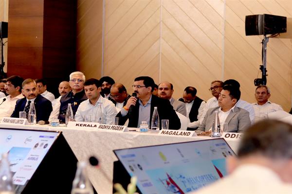 म.प्र. पुणे में हुई ‘हेलीकॉप्टर्स एवं स्माल एयरक्राफ्ट्स समिट’ का स्टेट स्पॉन्सर