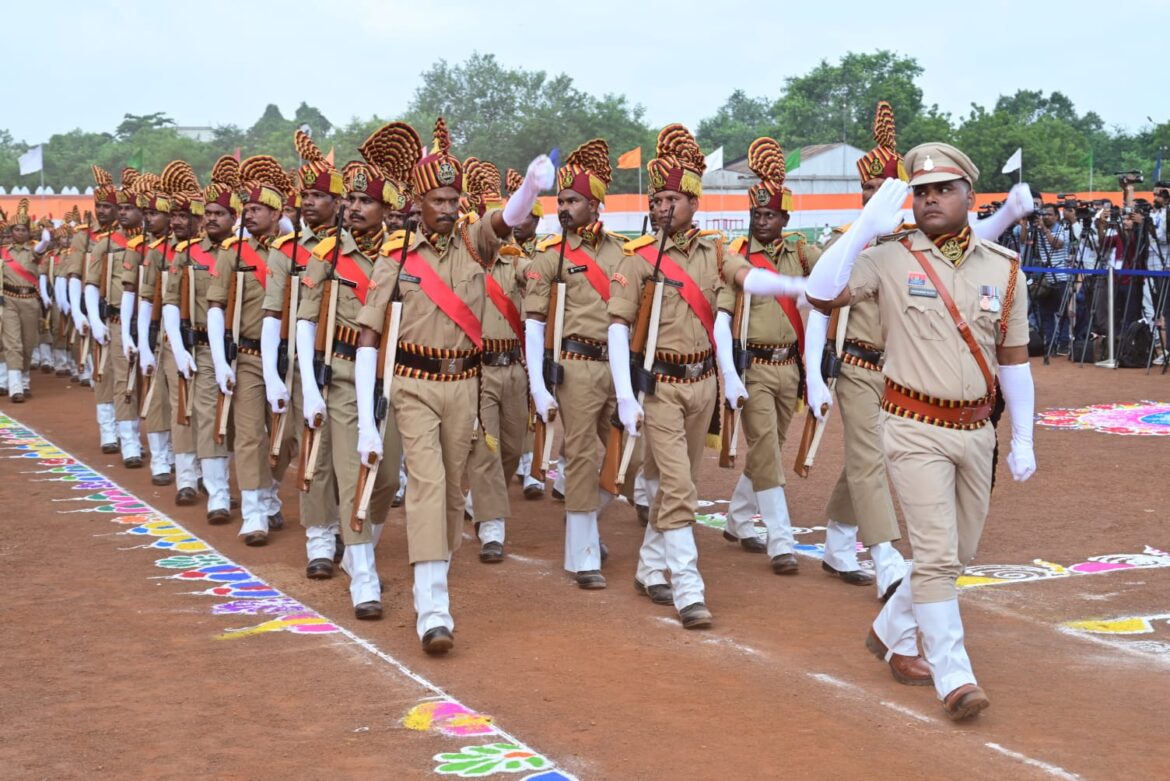 79वां स्वतंत्रता दिवस समारोह, पुलिस परेड ग्राउंड,रायपुर