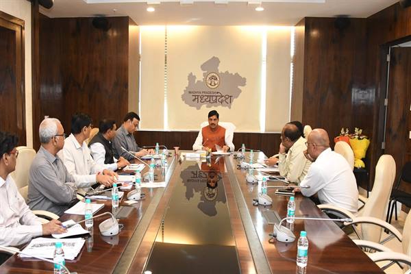 राष्ट्रीय डेयरी विकास बोर्ड की विशेषज्ञता का लाभ गोशाला प्रबंधन और गोवंश के स्वास्थ्य में भी लिया जाए : मुख्यमंत्री डॉ. यादव