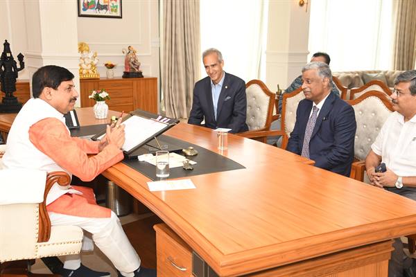 खजुराहो के राजगढ़ पैलेस में ओबेरॉय समूह का फाइव-स्टार होटल; मुख्यमंत्री ने जताया हर्ष, पर्यटन को मिलेगा बढ़ावा