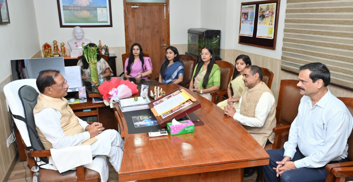 जनता की समस्याओं को हल करने में राज्य प्रशासनिक सेवा के अधिकारियों की है अहम भूमिका – मुख्यमंत्री श्री विष्णुदेव साय