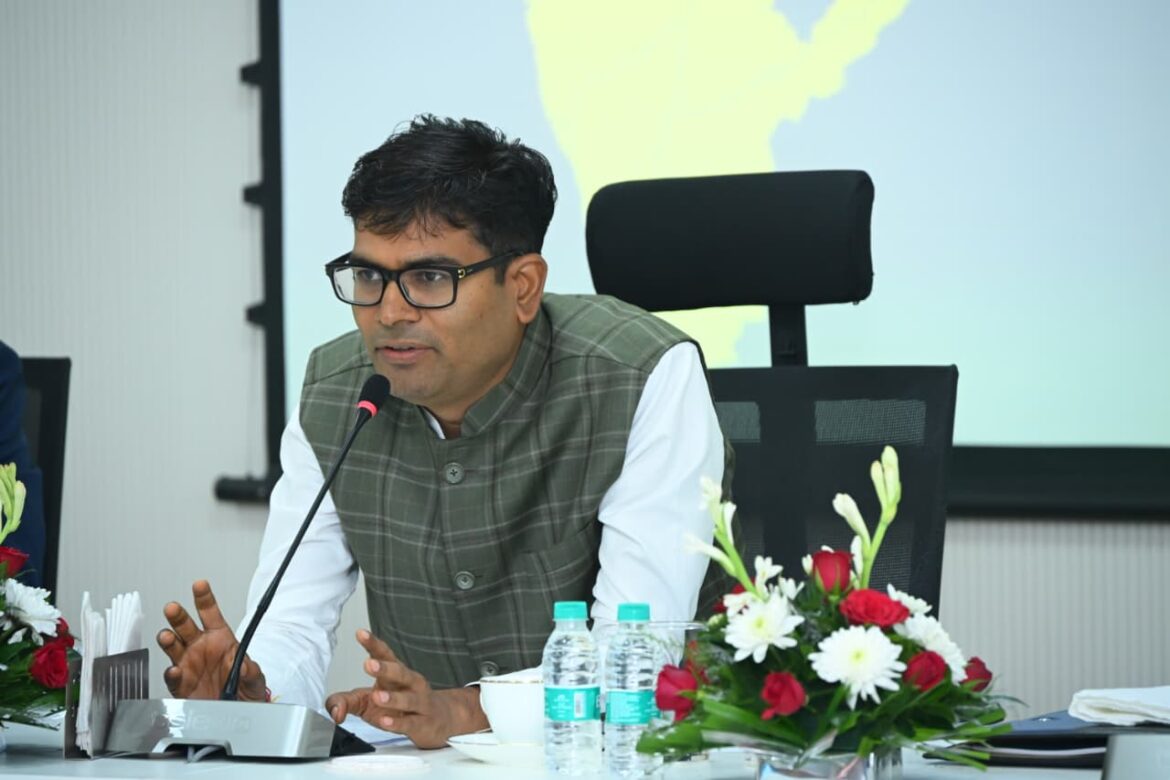 आम जनता को मिले जीएसटी की घटी दरों का लाभ – वित्त मंत्री ओ. पी. चौधरी