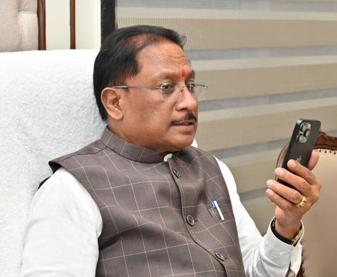 मुख्यमंत्री श्री विष्णुदेव साय ने बिलासपुर के पास हुई ट्रेन दुर्घटना पर गहरा दु:ख व्यक्त किया