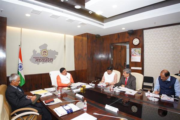 पर्यटन को उद्योग का दर्जा दिलाने पर जोर, मुख्यमंत्री ने हेल्थ और वेलनेस टूरिज्म को बढ़ावा देने के दिए निर्देश