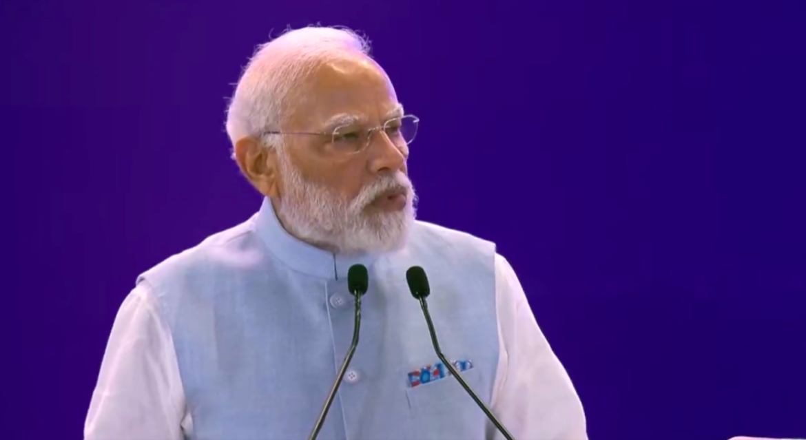 PM मोदी ने ₹1 लाख करोड़ की अनुसंधान योजना का किया शुभारंभ; ESTIC 2025 को किया संबोधित