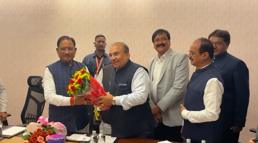 गुजरात के उद्योगपतियों ने मुख्यमंत्री विष्णुदेव साय से की मुलाकात, छत्तीसगढ़ में निवेश की जताई इच्छा