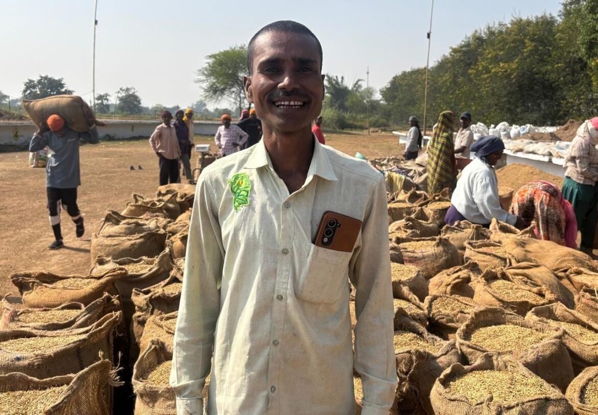 सुगम धान खरीदी से बढ़ा किसानों का आत्मविश्वास — ग्रामीण अर्थव्यवस्था में लौट रही रौनक