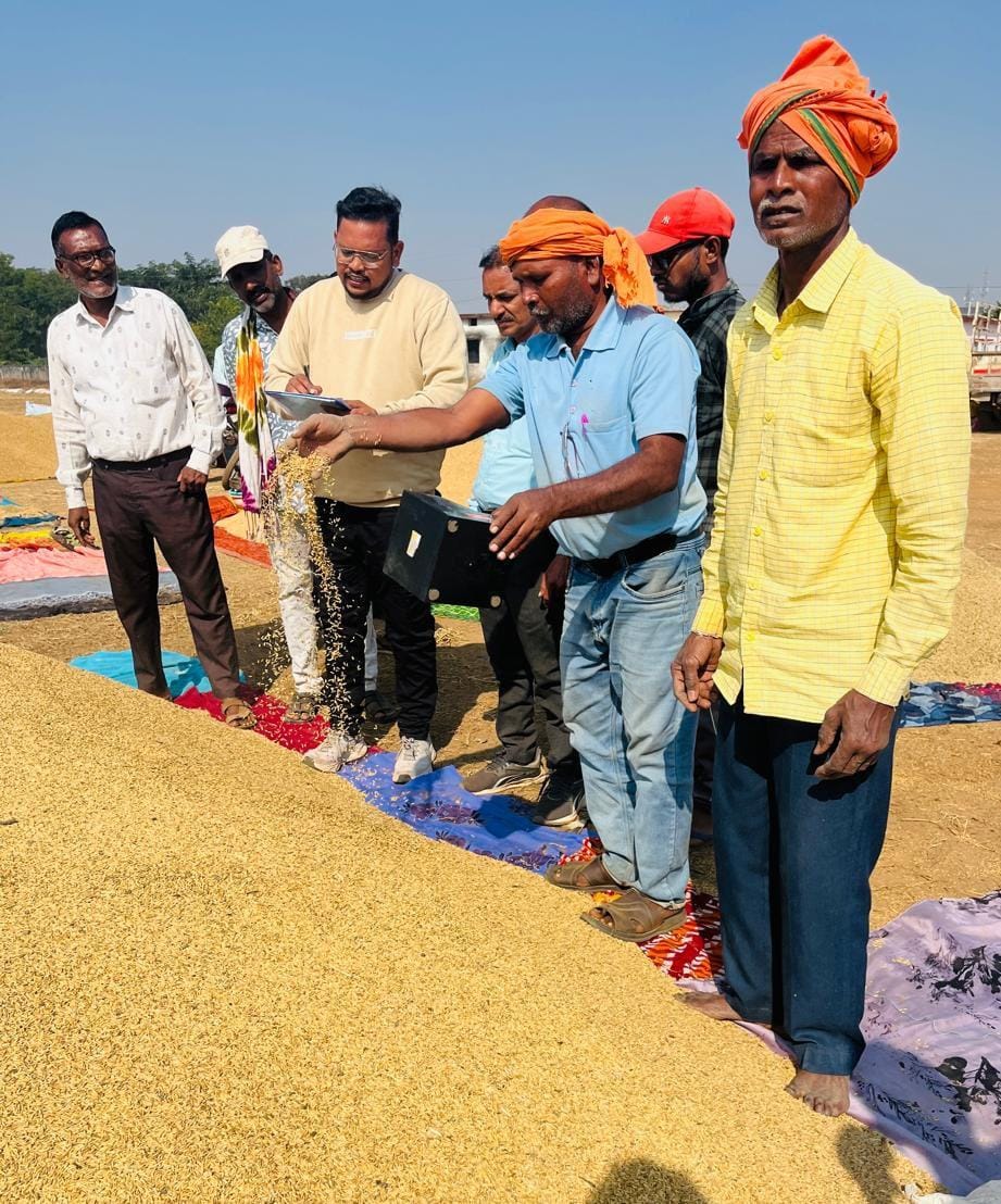 सख्त मॉनिटरिंग का असर—धमतरी में धान खरीदी तेज रफ्तार पर