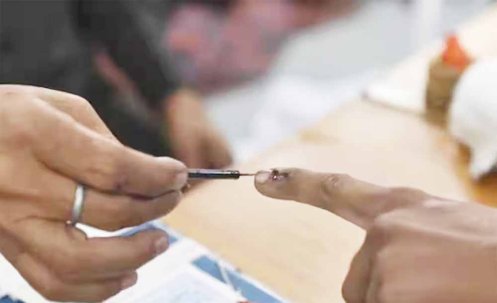 महाराष्ट्र नगर निगम चुनाव परिणाम: 29 में से 23 निगमों में भाजपा गठबंधन की लहर, बीएमसी में भी बढ़त