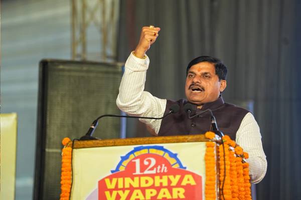 सतना बनेगा औद्योगिक केंद्र, मुख्यमंत्री डॉ. मोहन यादव ने की नए इंडस्ट्रियल पार्क और जेट एयरस्ट्रिप की घोषणा