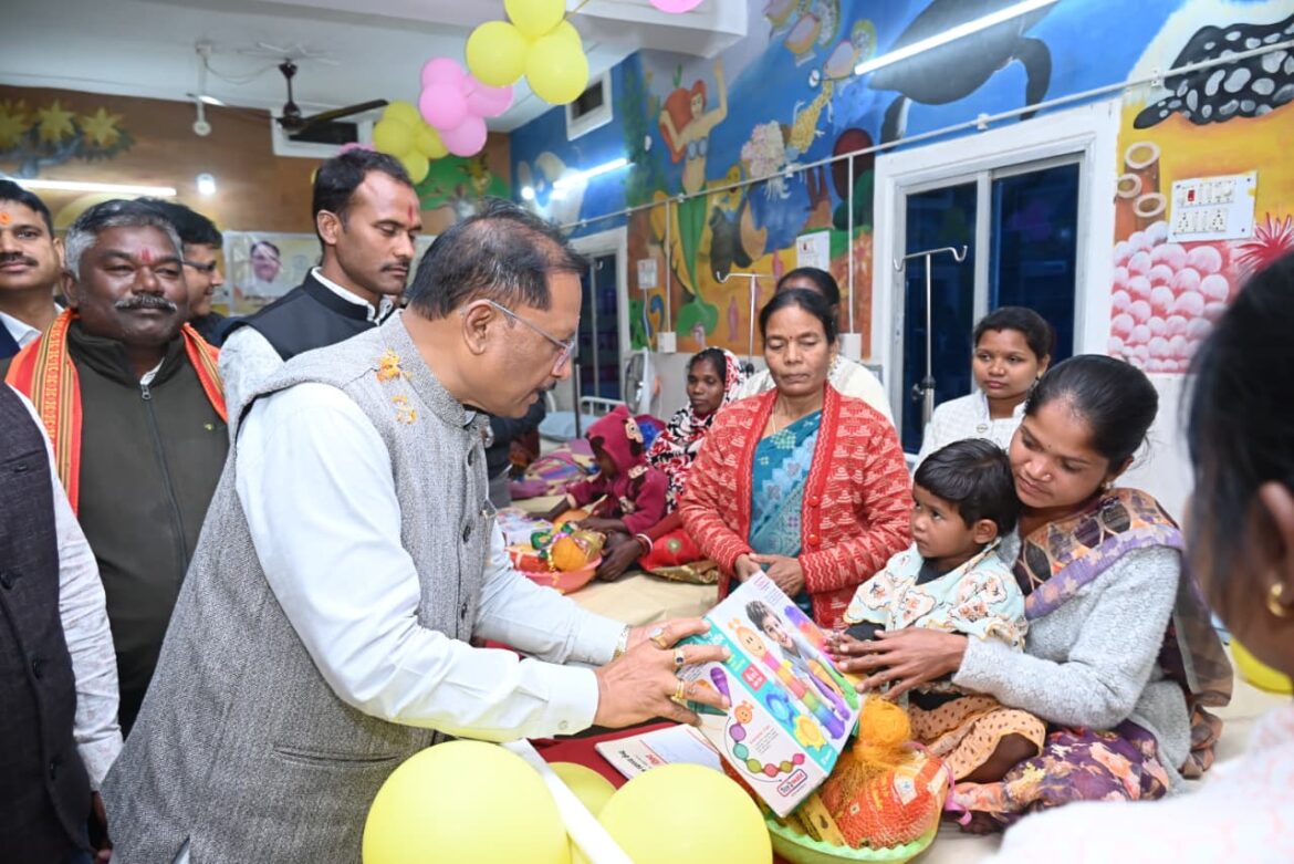 मुख्यमंत्री श्री विष्णुदेव साय ने फरसाबहार, कुनकुरी और मनोरा में पोषण पुनर्वास केन्द्र का किया शुभारंभ