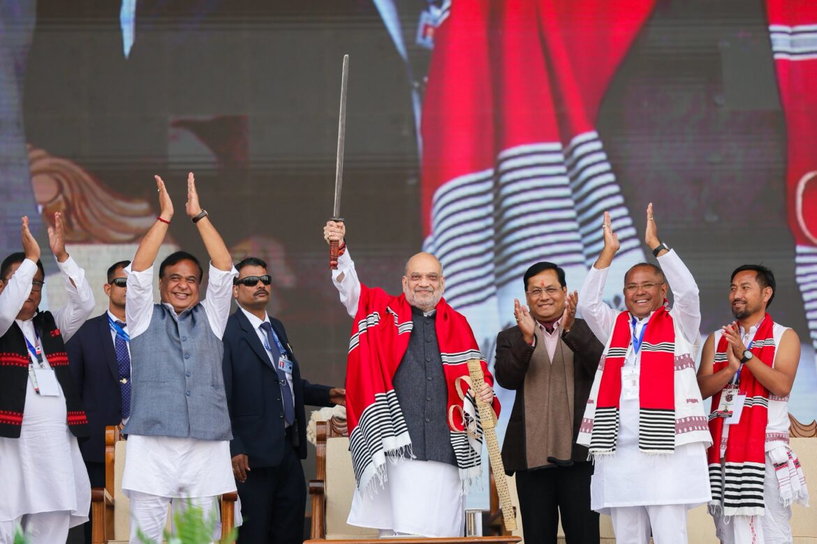 ‘असम को घुसपैठिया मुक्त बनाएंगे’: अमित शाह ने डेमोग्राफी बदलने वालों और सुरक्षा से खिलवाड़ करने वालों को चेताया