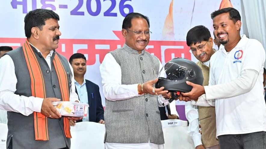 रोड सेफ्टी जागरूकता में पुलिस मितान निभाएंगे महत्वपूर्ण भूमिका – मुख्यमंत्री श्री विष्णु देव साय