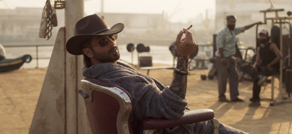 ‘ओ रोमियो’ का  ट्रेलर रिलीज: शाहिद कपूर का दिखा खूंखार अंदाज, तृप्ति डिमरी के साथ दिखेगी प्यार और बदले की खूनी जंग