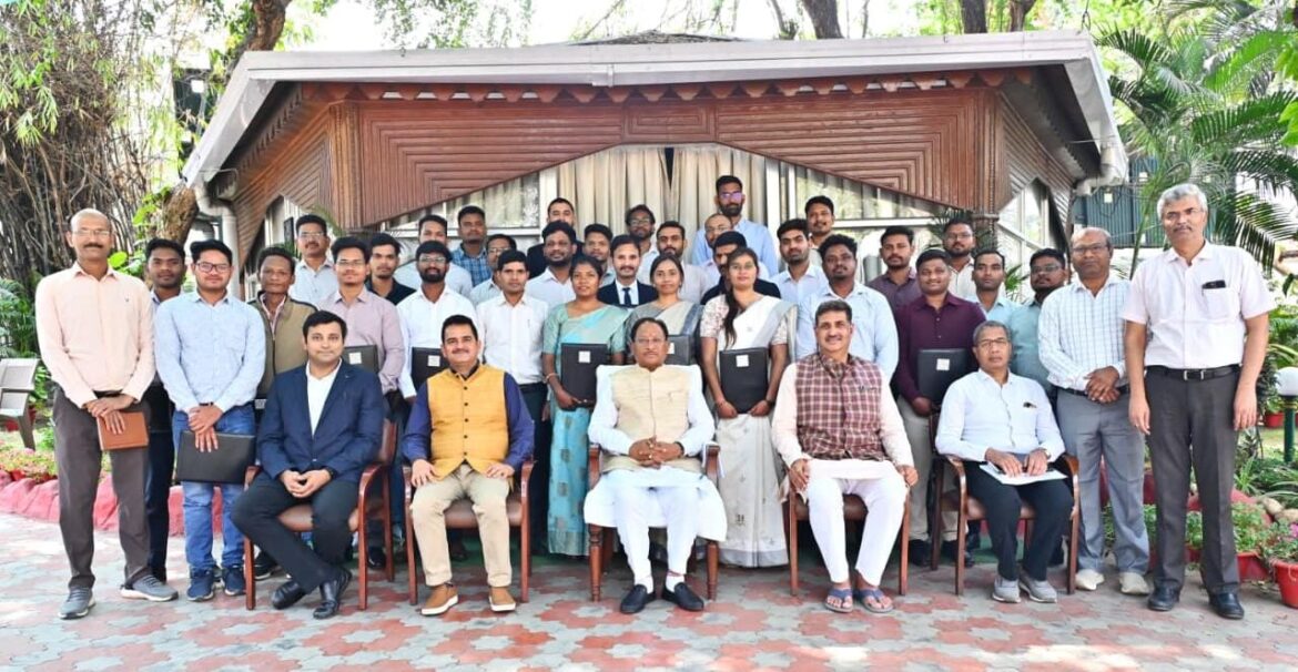 खनिज संपदा से समृद्ध छत्तीसगढ़ के विकास में निभाएं अहम भूमिका : मुख्यमंत्री श्री साय