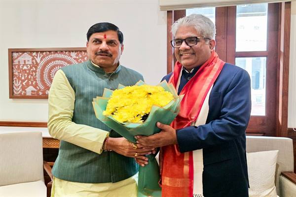 दिल्ली दौरे पर सीएम डॉ. मोहन यादव: मप्र के जंगलों में अब दिखेंगे असम के जंगली भैंसे, 28 फरवरी को बोत्सवाना से आएंगे 8 और चीते