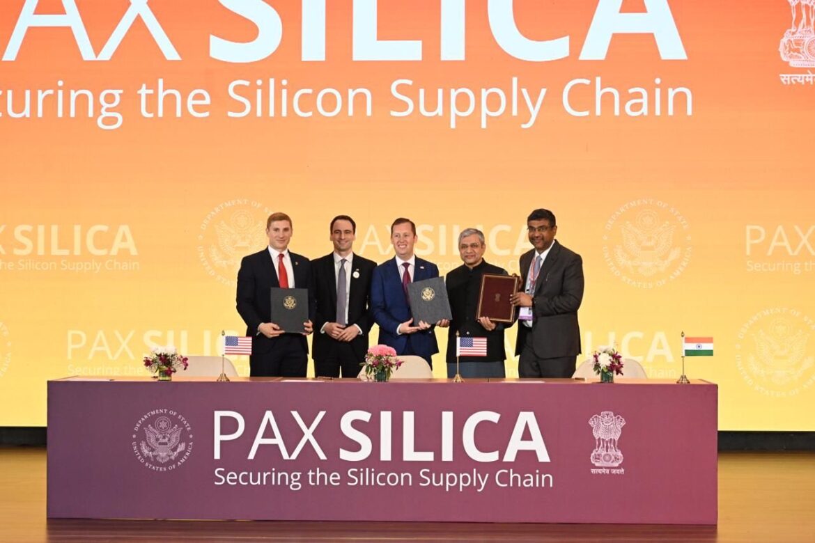 सेमीकंडक्टर की दुनिया में भारत की बड़ी छलांग: भारत-अमेरिका के बीच ‘पैक्स सिलिका’ समझौता, सुंदर पिचाई बोले- खुलेगा तरक्की का नया रास्ता