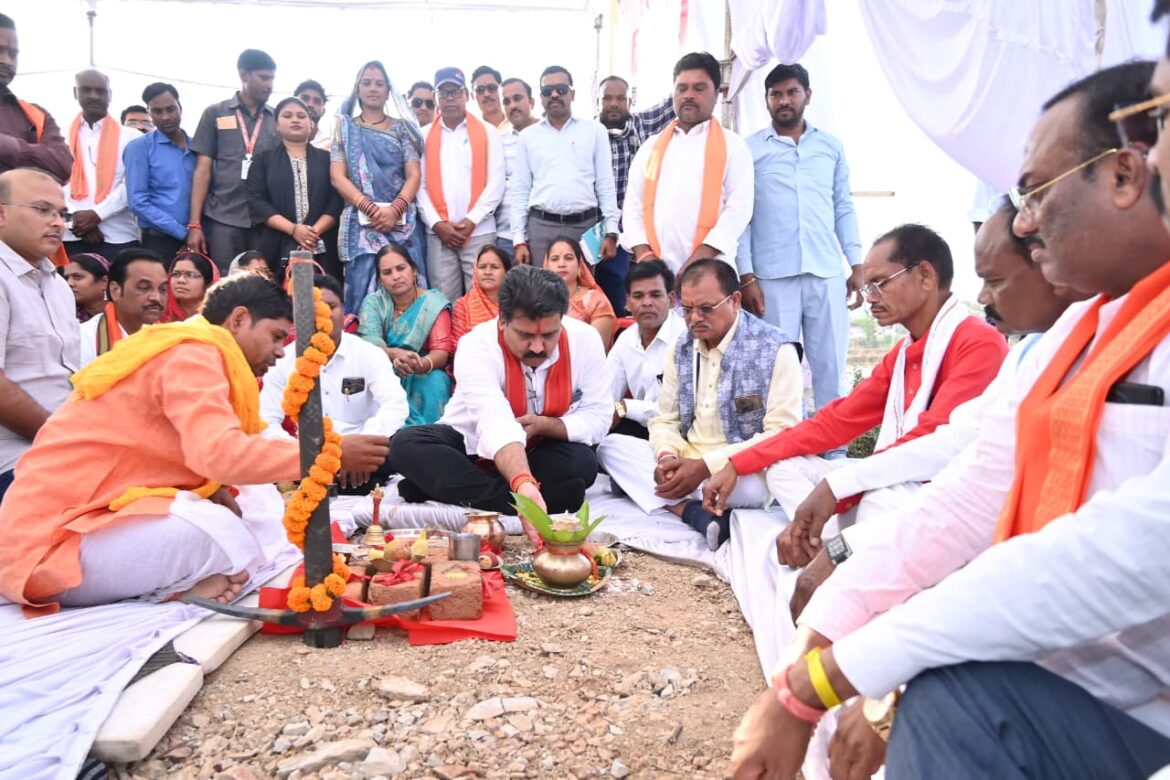 बोड़ला नगर पंचायत को ₹6 करोड़ से अधिक के विकास कार्यों की सौगात, उपमुख्यमंत्री विजय शर्मा ने किया भूमिपूजन व लोकार्पण