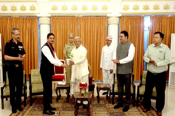 राज्यपाल मंगुभाई पटेल ने राष्ट्रीय रक्षा महाविद्यालय के अधिकारियों को किया संबोधित; मध्यप्रदेश की प्रगति और विरासत को समझने की दी सलाह