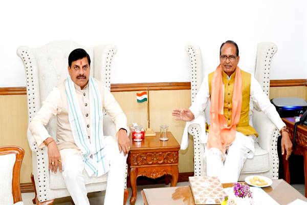 मुख्यमंत्री डॉ. मोहन यादव का दिल्ली प्रवास सफल: सिंहस्थ-2028 और नदी जोड़ो परियोजनाओं के लिए केंद्र से मिला भरपूर सहयोग