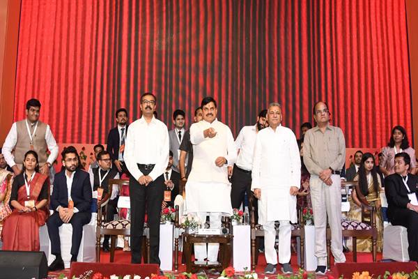 ‘बदलते मध्य प्रदेश की तस्वीर’: यूपीएससी 2025 में प्रदेश के 61 सितारों का चयन, मुख्यमंत्री ने कहा- आप हैं 2047 के भारत के शिल्पकार