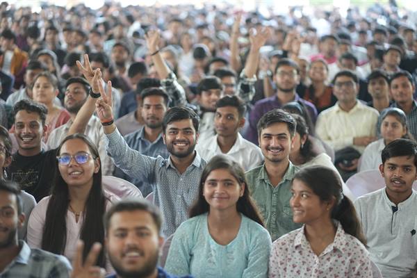 कैबिनेट की मंजूरी के बाद ‘शौर्य संकल्प योजना’ का रोडमैप तैयार: 3 वर्षों में 12,000 युवाओं को प्रशिक्षित करेगी सरकार