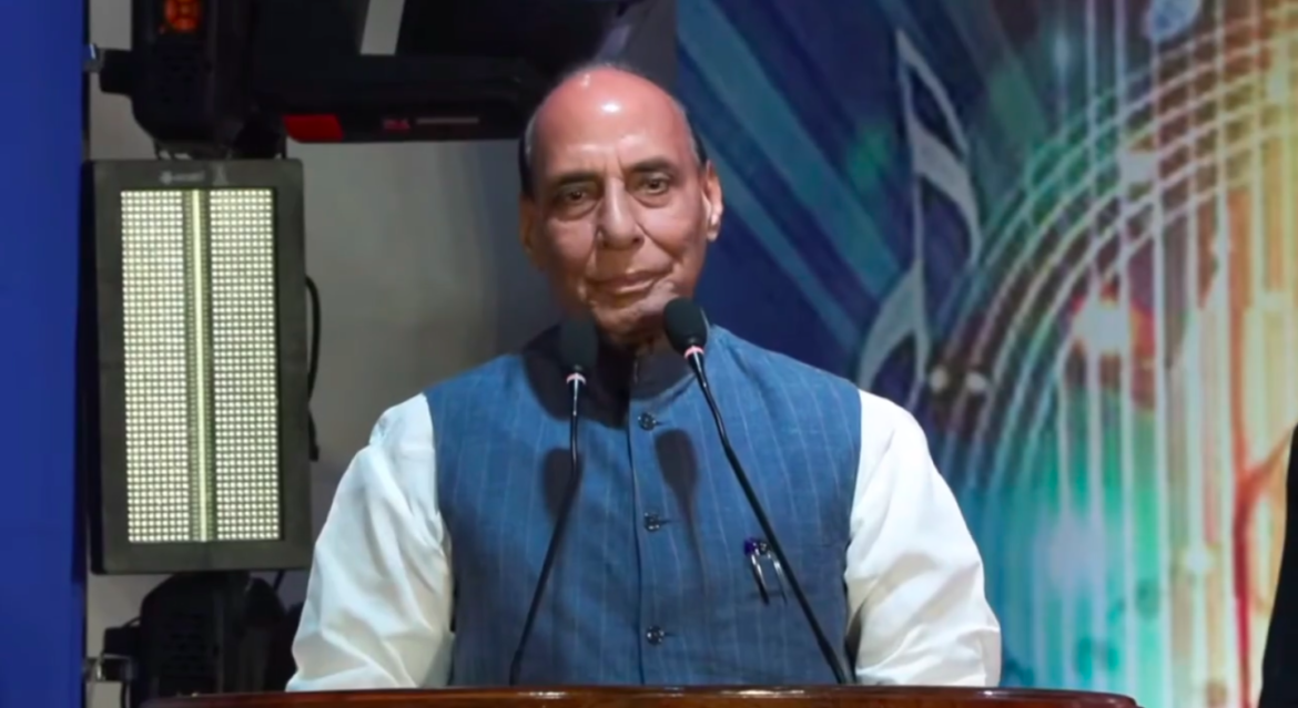 रक्षा मंत्री राजनाथ सिंह का आह्वान: तकनीक और नवाचार के दम पर GRSE को दुनिया में बनाना होगा जहाज निर्माण का नया मानक