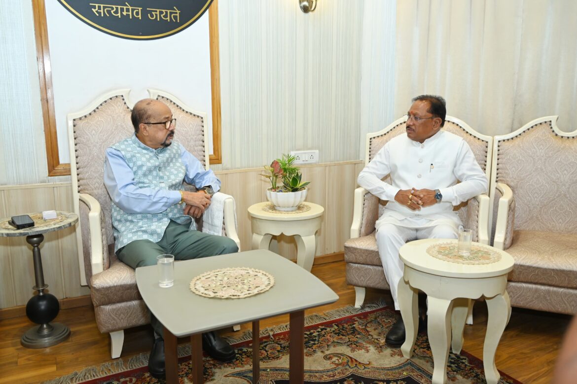 मुख्यमंत्री श्री विष्णु देव साय ने राज्यपाल श्री रमेन डेका को जन्मदिन की दी शुभकामनाएँ