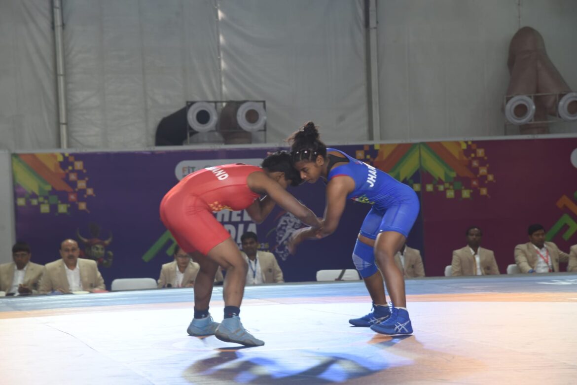 खेलो इंडिया ट्राइबल गेम्स-2026 : सरगुजा में कुश्ती स्पर्धा की शानदार शुरुआत