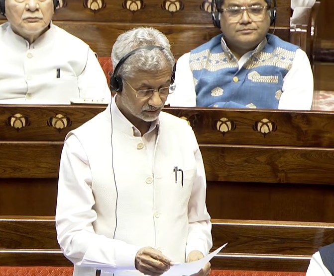 पश्चिम एशिया संकट पर राज्यसभा में विदेश मंत्री का बयान: पीएम मोदी रख रहे हैं पल-पल की नजर, भारतीयों की सुरक्षा सर्वोच्च प्राथमिकता